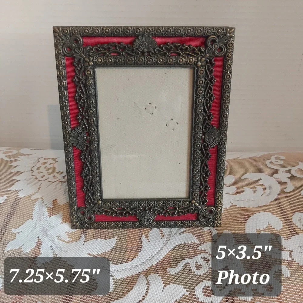 The Weston Gallery Ornate Bronze Red Fabric Filigree 3.5x5 Picture Frame 7x5.75